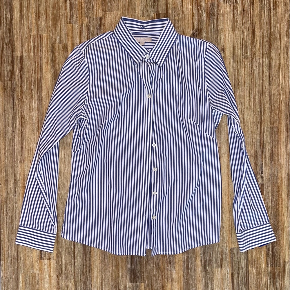 BANANA REPUBLIC BUTTON DOWN